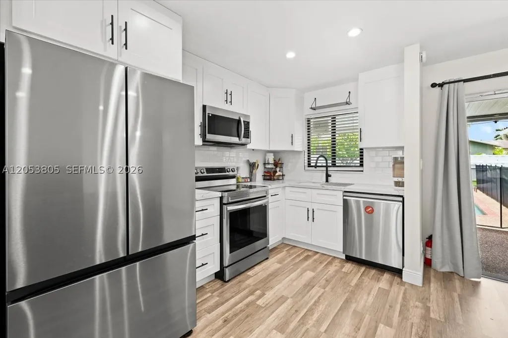 2338 NW 98th Way Coral Springs FL 33065