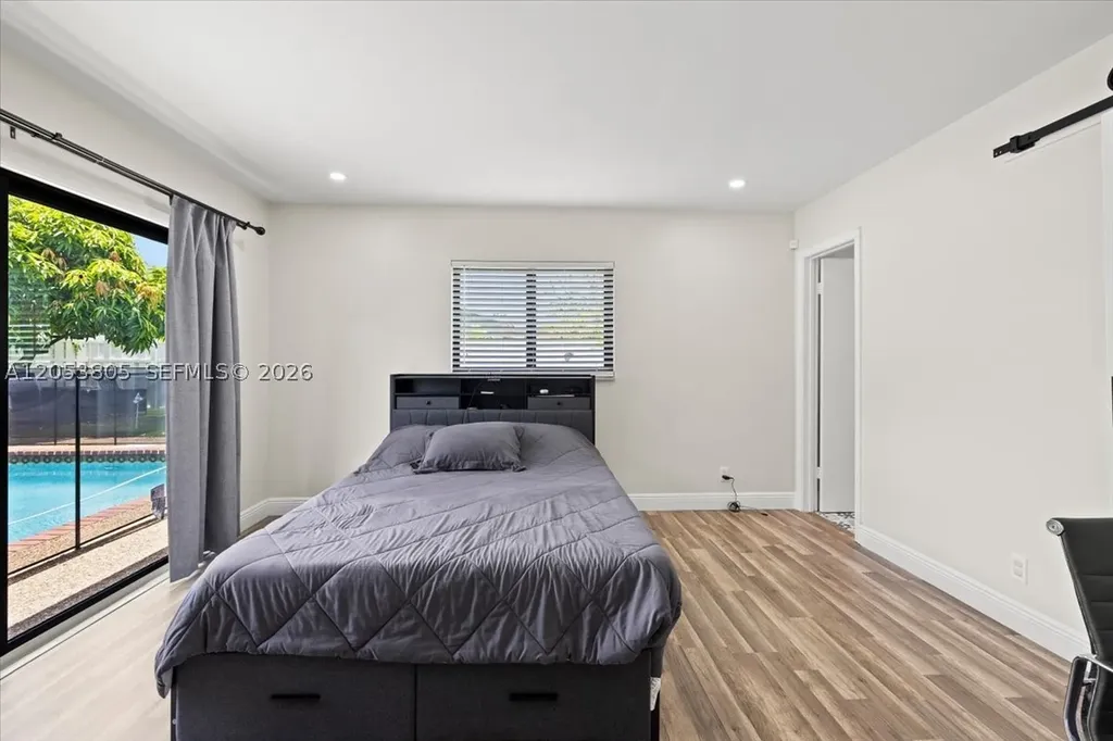 2338 NW 98th Way Coral Springs FL 33065