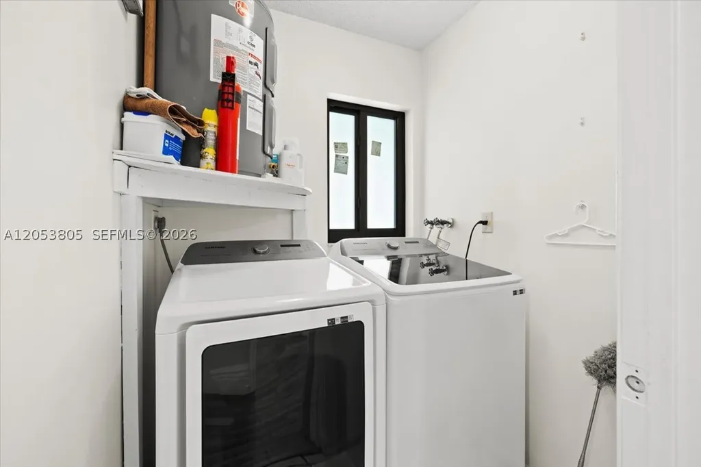 2338 NW 98th Way Coral Springs FL 33065