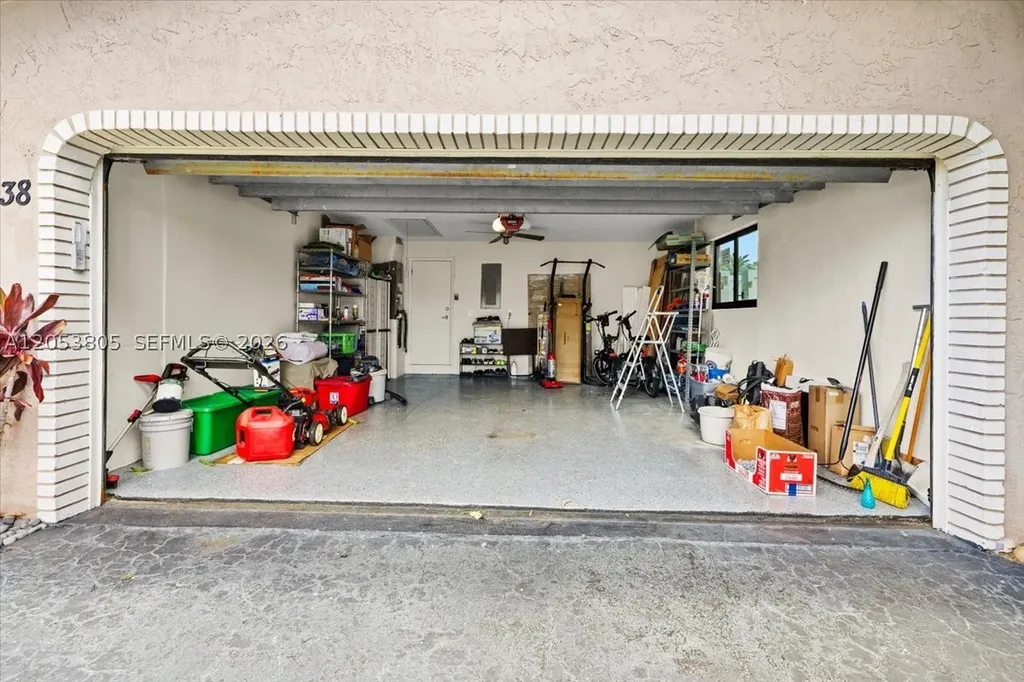 2338 NW 98th Way Coral Springs FL 33065