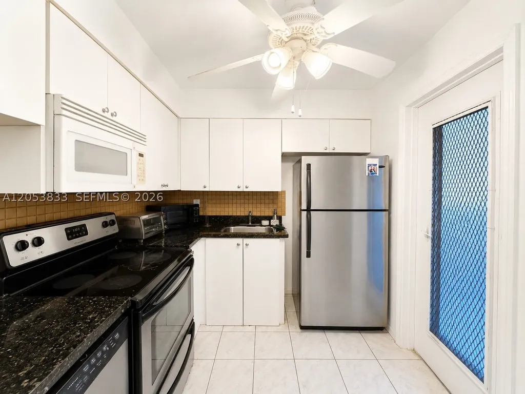 2800 NE 203rd Street Aventura FL 33180