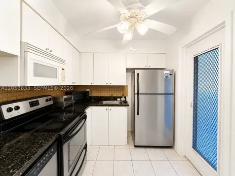 2800 NE 203rd Street Aventura FL 33180