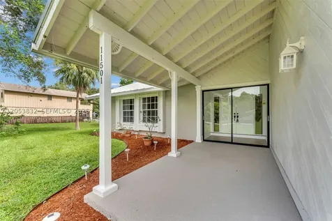 11501 SW 3rd Street Plantation FL 33325