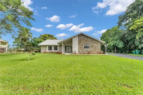 11501 SW 3rd Street Plantation FL 33325