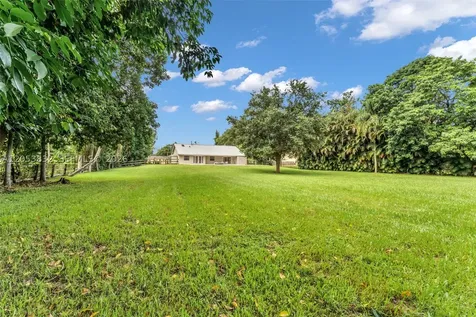11501 SW 3rd Street Plantation FL 33325