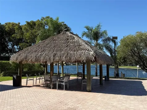 1000 Colony Point Circle Pembroke Pines FL 33026