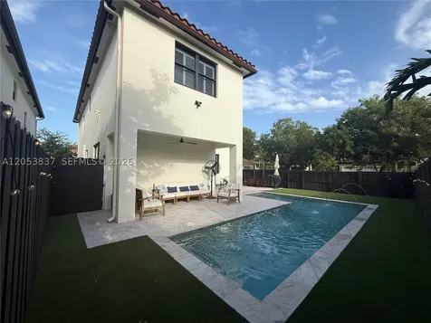 116 NE 24th Terrace Homestead FL 33033