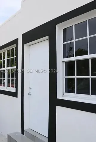 1237 NW 33rd Avenue Miami FL 33125