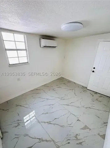 1237 NW 33rd Avenue Miami FL 33125