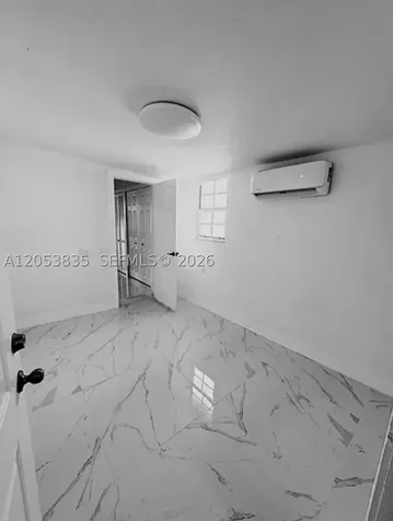 1237 NW 33rd Avenue Miami FL 33125
