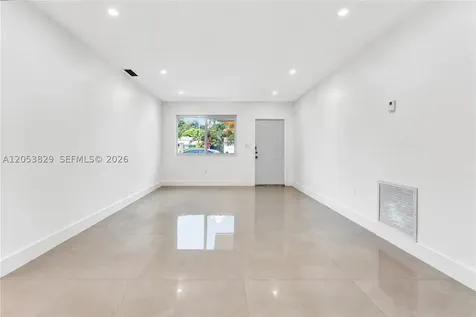 323 NW 56th Avenue Miami FL 33126