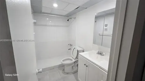 10090 NW 80th Court Hialeah Gardens FL 33016