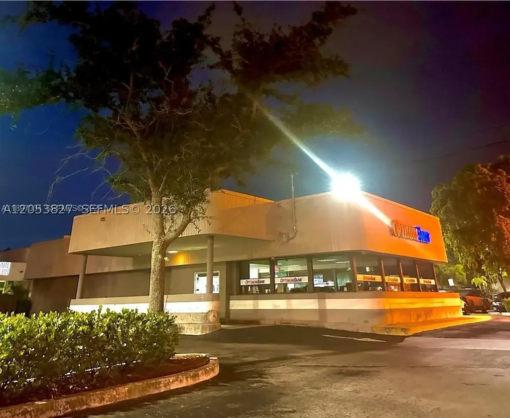 2215 W Hillsboro Boulevard Deerfield Beach FL 33442