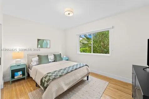 829 Granada Groves Court Coral Gables FL 33134