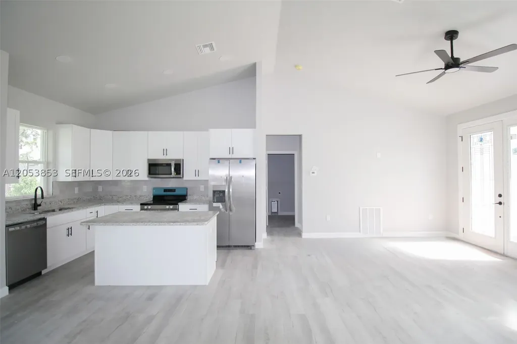 4200 Leaf Road Other City - In The State Of Florida FL 33875
