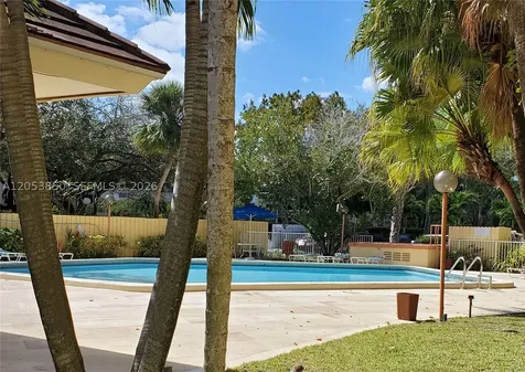 7705 Camino Real Miami FL 33143