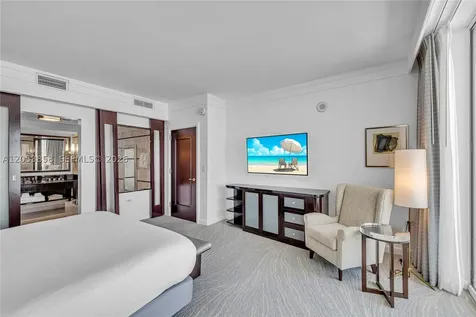 4391 Collins Avenue Miami Beach FL 33140