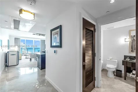 4391 Collins Avenue Miami Beach FL 33140