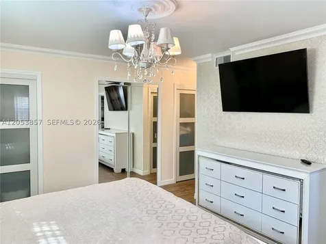 619 NE 14th Avenue Hallandale Beach FL 33009