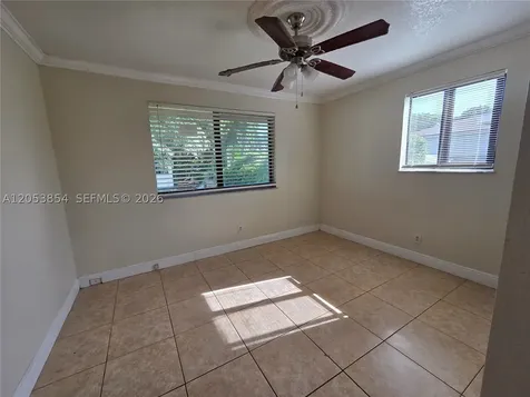 4004 SW 20th Street West Park FL 33023