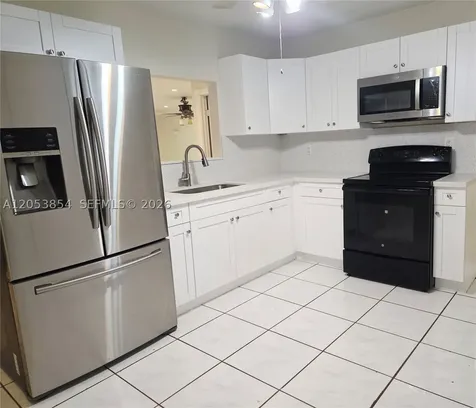 4004 SW 20th Street West Park FL 33023