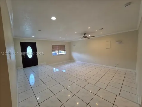 4004 SW 20th Street West Park FL 33023