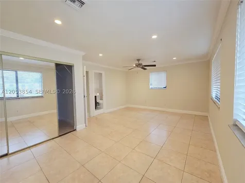 4004 SW 20th Street West Park FL 33023