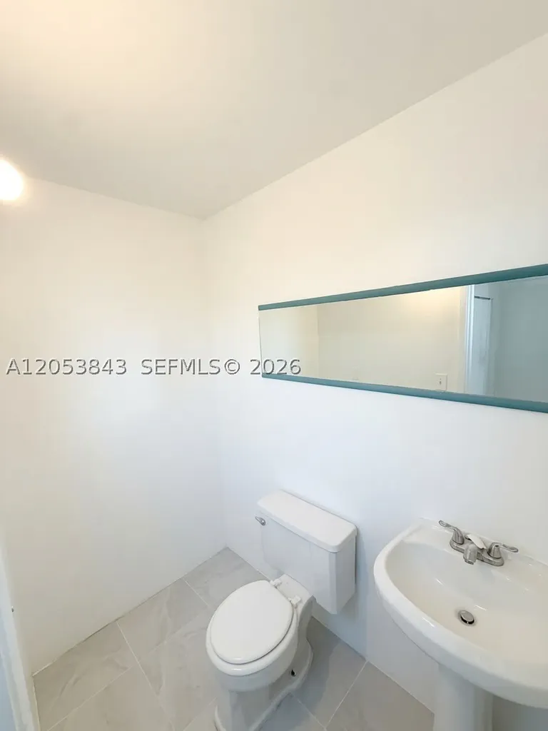 100 SW 15th Street Pompano Beach FL 33060
