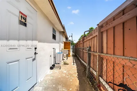 7151 SW 42nd Street Miami FL 33155