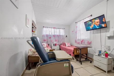 7151 SW 42nd Street Miami FL 33155