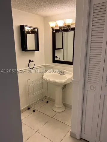 18061 Biscayne Boulevard Aventura FL 33160