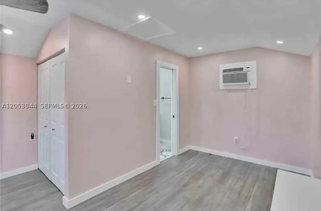 4300 NE 12th Terrace Pompano Beach FL 33064