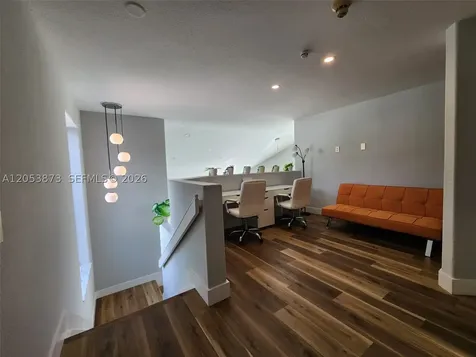 594 Spinnaker Weston FL 33326