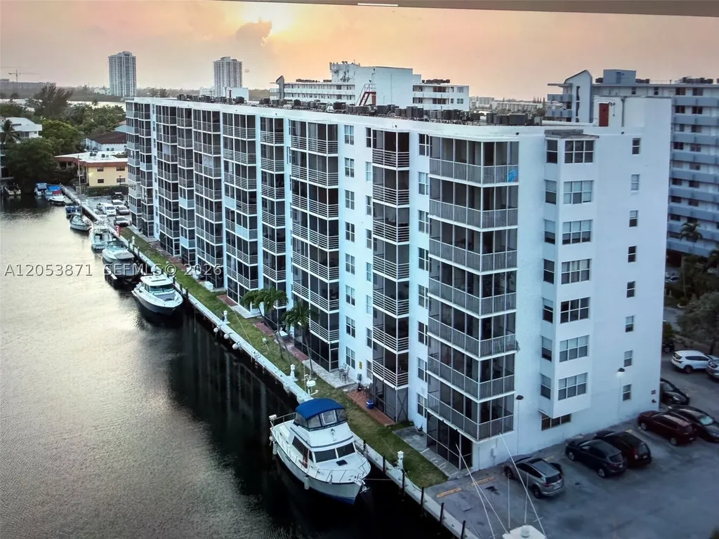 North Miami Beach FL 33160