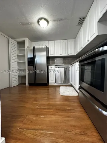 North Miami Beach FL 33160