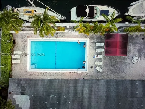 North Miami Beach FL 33160