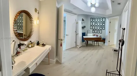 7000 Island Boulevard Aventura FL 33160