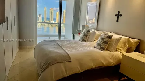 7000 Island Boulevard Aventura FL 33160