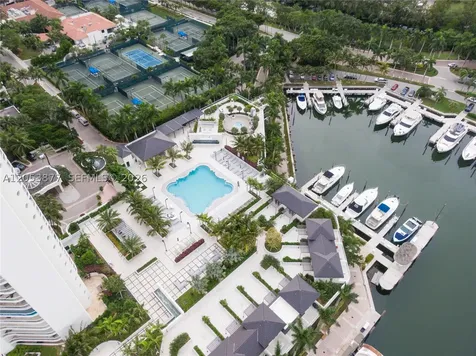 7000 Island Boulevard Aventura FL 33160