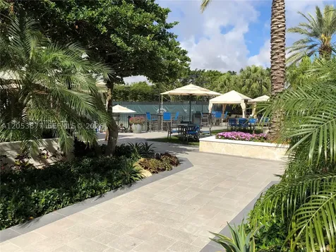 7000 Island Boulevard Aventura FL 33160