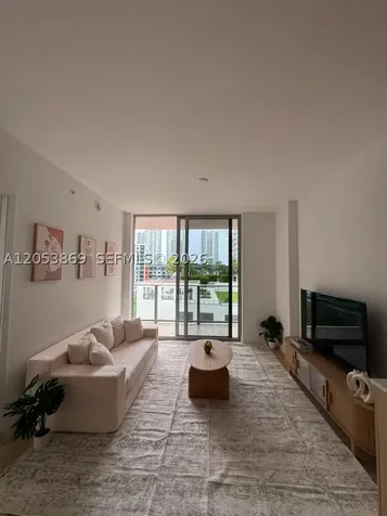 90 NE 32nd Street Miami FL 33137
