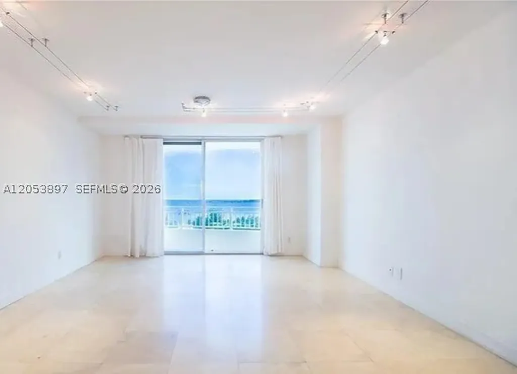 770 Claughton Island Drive Miami FL 33131