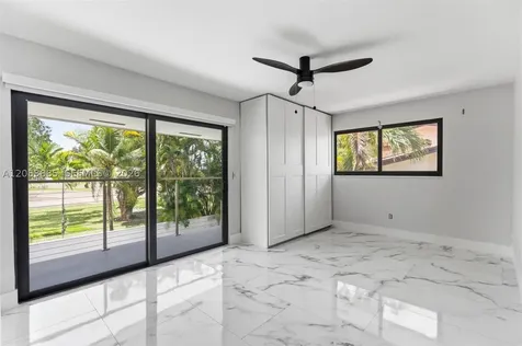 19035 E E. St. Andrews Drive Hialeah FL 33015