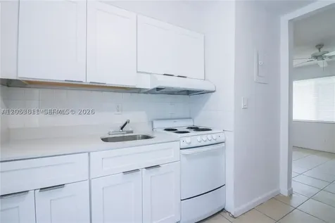 716 NE 8th Street Hallandale Beach FL 33009