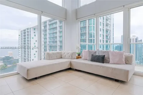 41 SE 5th Street Miami FL 33131
