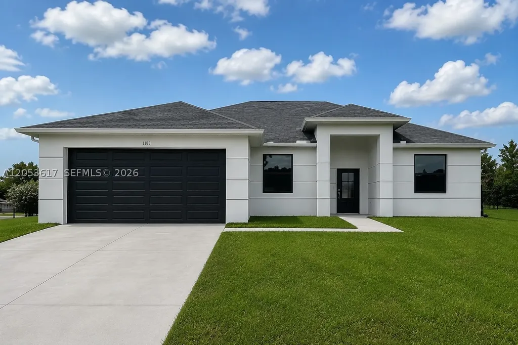 2524 Lakeview Drive Lehigh Acres FL 33936