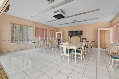 5950 Del Lago Circle Sunrise FL 33313