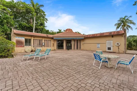 5950 Del Lago Circle Sunrise FL 33313
