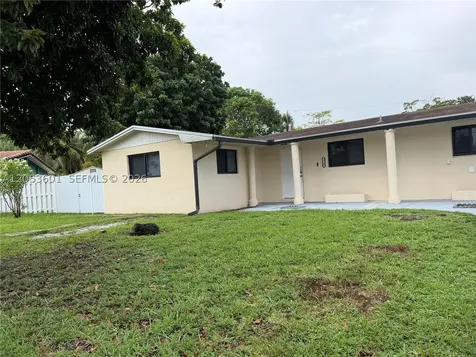 4700 NW 1st Court Plantation FL 33317