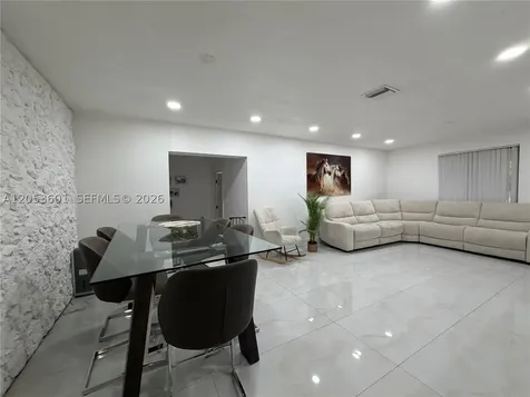 4700 NW 1st Court Plantation FL 33317
